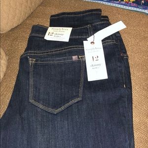 NWT size 12 Vera Wang jeans